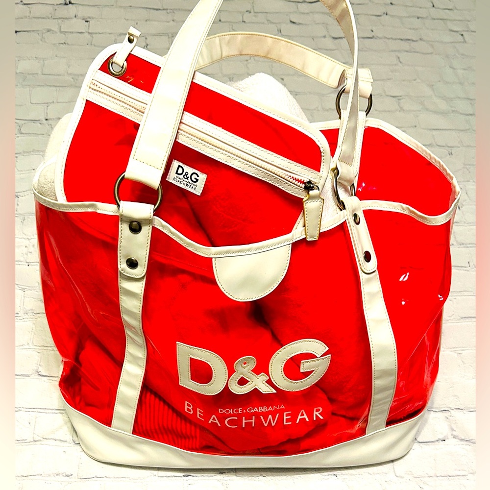 EUC Dolce & Gabbana Beach Bag With Matching Pouch